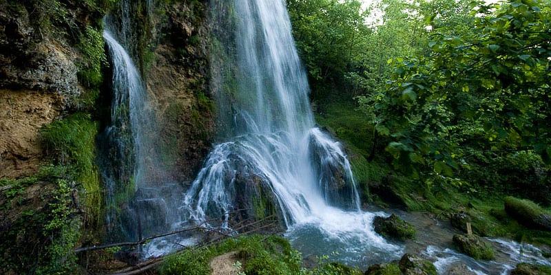 Gostiljski vodopad (Zlatibor) gostilje